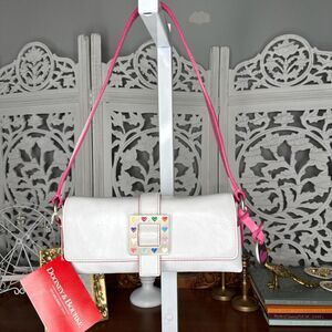Dooney & Bourke Vintage White Leather Crossbody Bag Hearts Motif Y2K